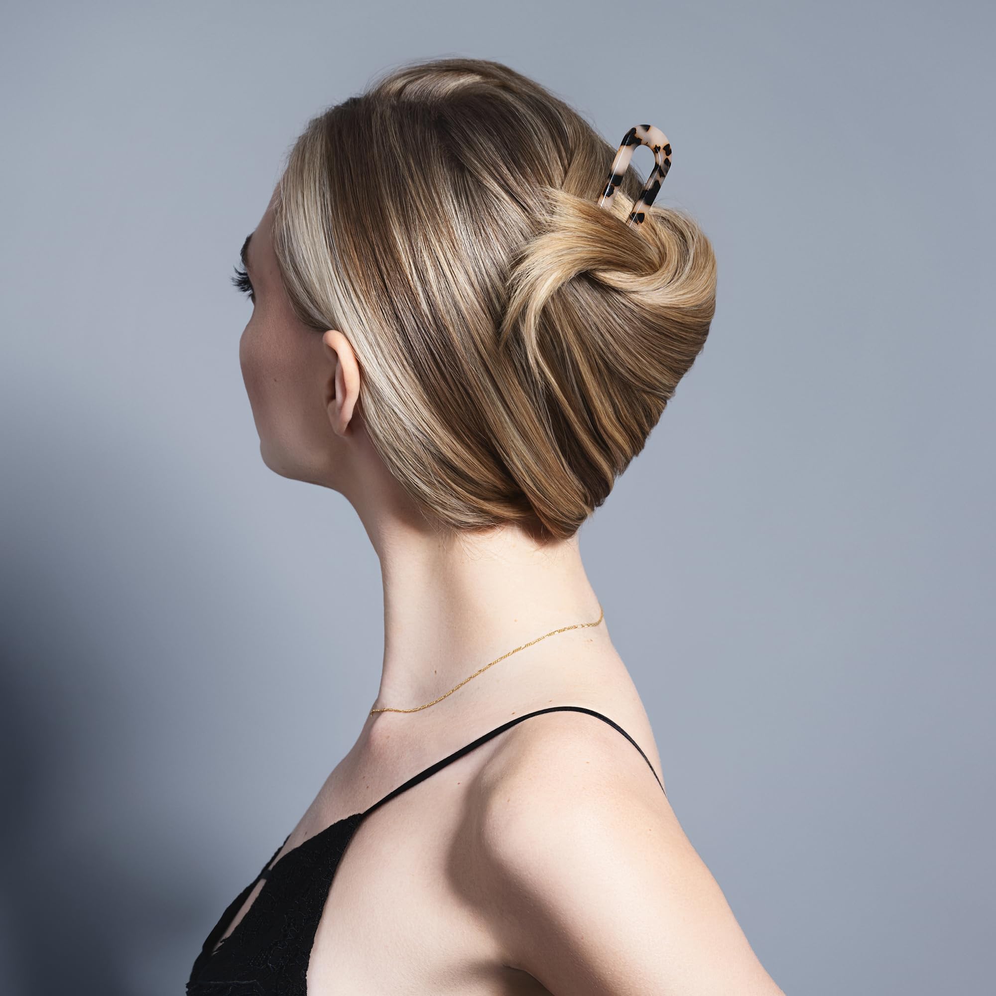 The Hair Edit Premium French Pin prongs closeup shows strong grip for secure updos.