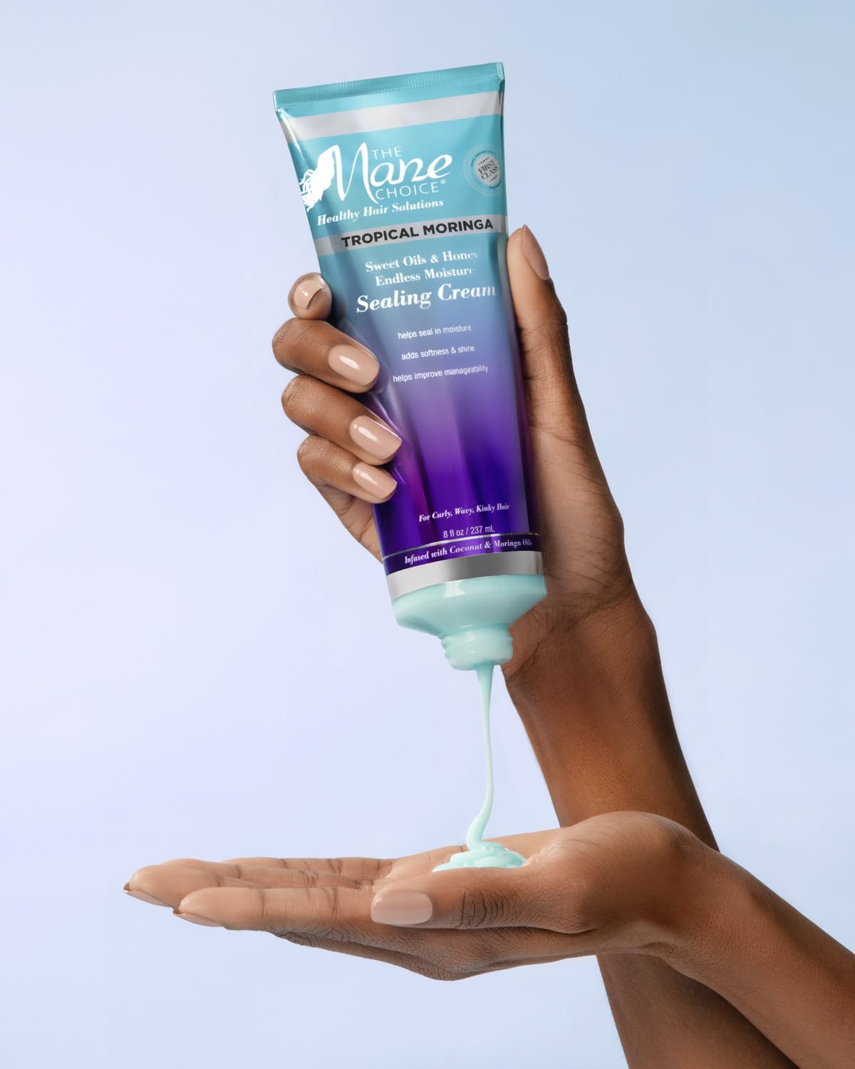The Mane Choice control del frizz y definición de rizos con crema.