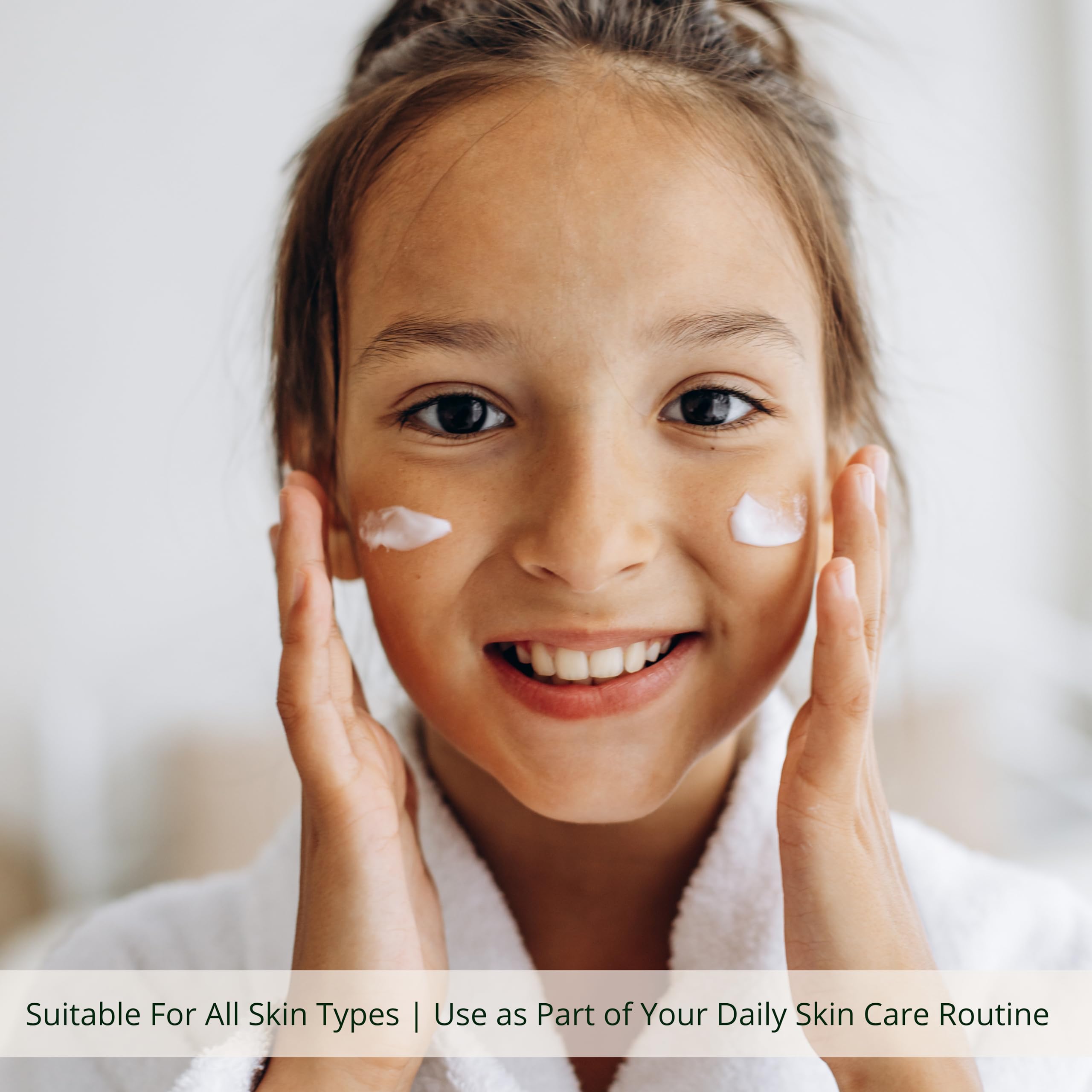 The Natural and Organic Family Gentle Face Cream texture swirl—hydrating formula ideal for sensitive skin.