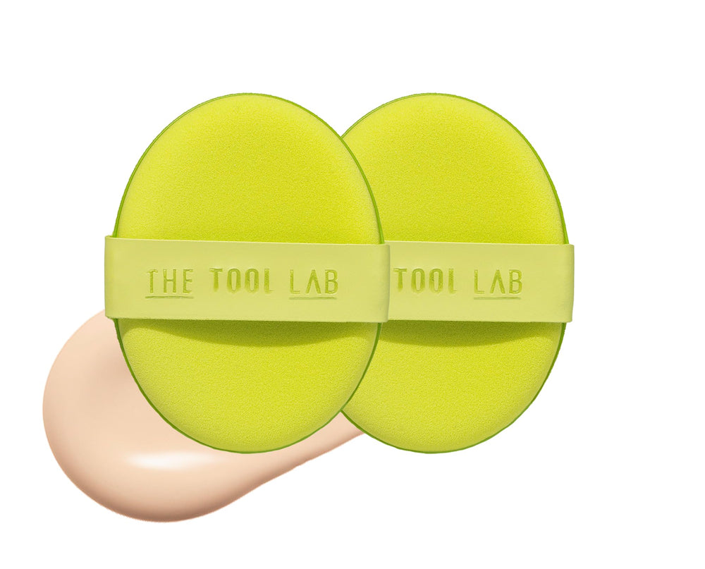THE TOOL LAB Happyrim Aqua Puff closeup shows rubycell texture for smooth foundation blending.