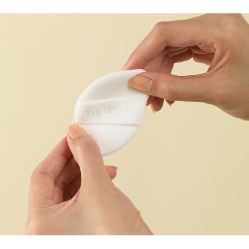 THE TOOL LAB rubycell puff absorbs less product for a natural airbrushed look