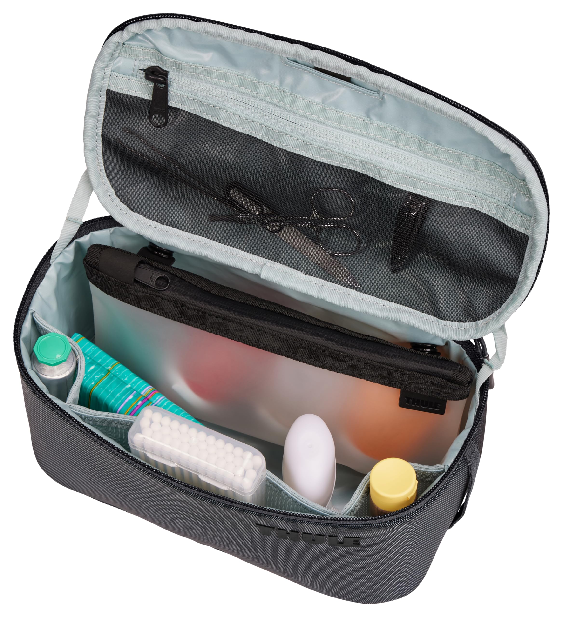 Thule Subterra 2 toiletry bag interior pockets and wipeable surface for quick cleaning