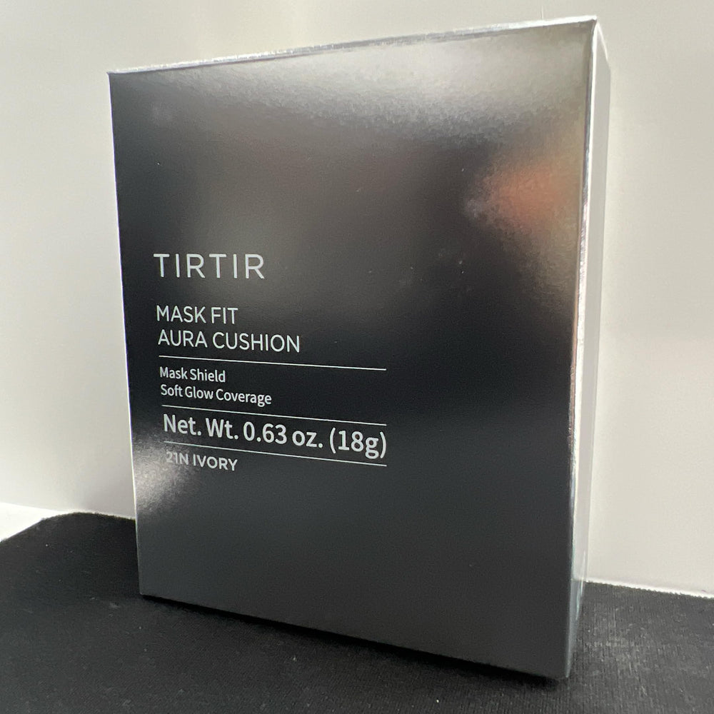 TIRTIR Mask Fit Aura Silver skin texture close-up demonstrates breathable, irritation-free base.