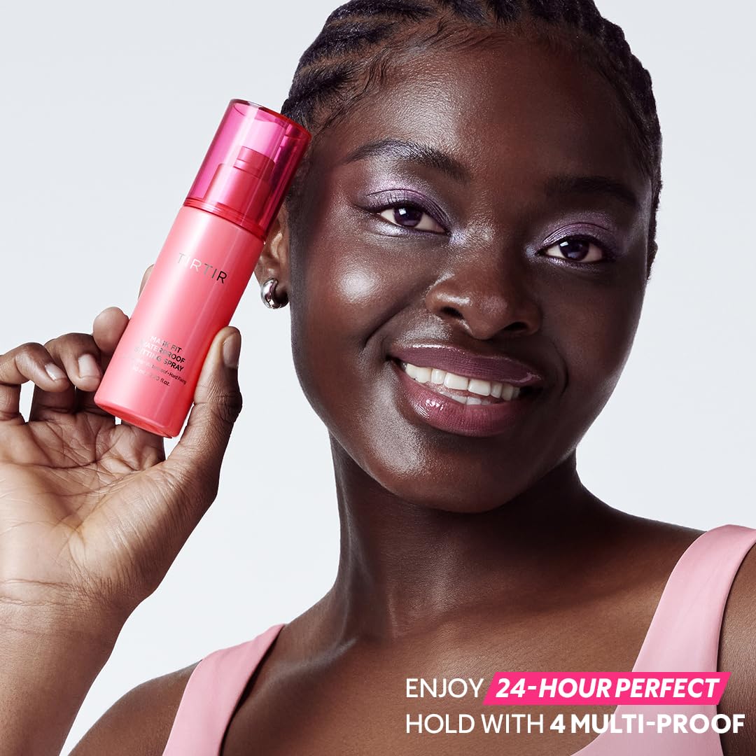TIRTIR semi-matte finish on the face keeps makeup from looking greasy.