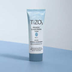 TiZO3 under-makeup-use enhances skincare protection before applying foundation.