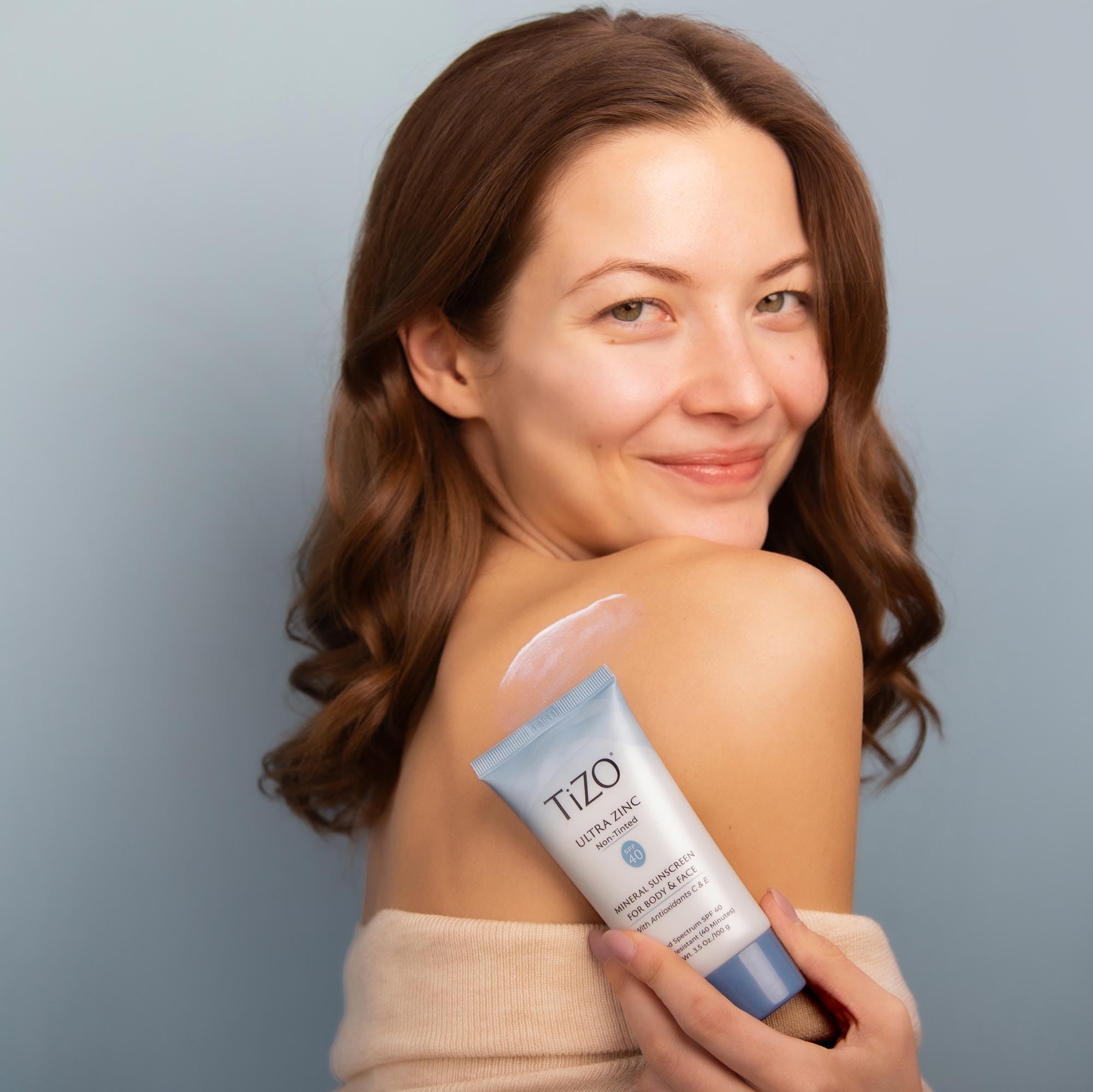TiZO Ultra Zinc SPF 40 on skin provides UVA/UVB broad spectrum coverage.