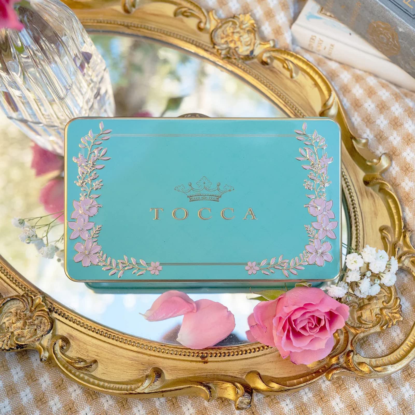 Tocca Belle spray miniatura, fragancia italiana fresca para días luminosos.