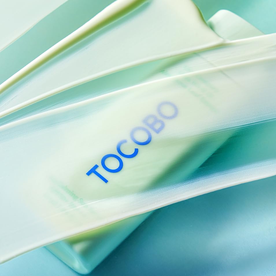 TOCOBO CICA CALMING SUN SERUM non-comedogenic formula supports comfortable wear