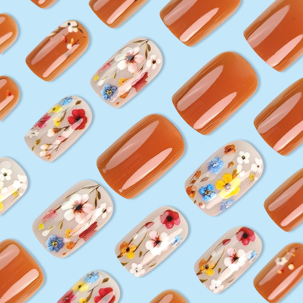 TOGZOM Flower Press On Nails jelly gel close-up indicating lasting wear.