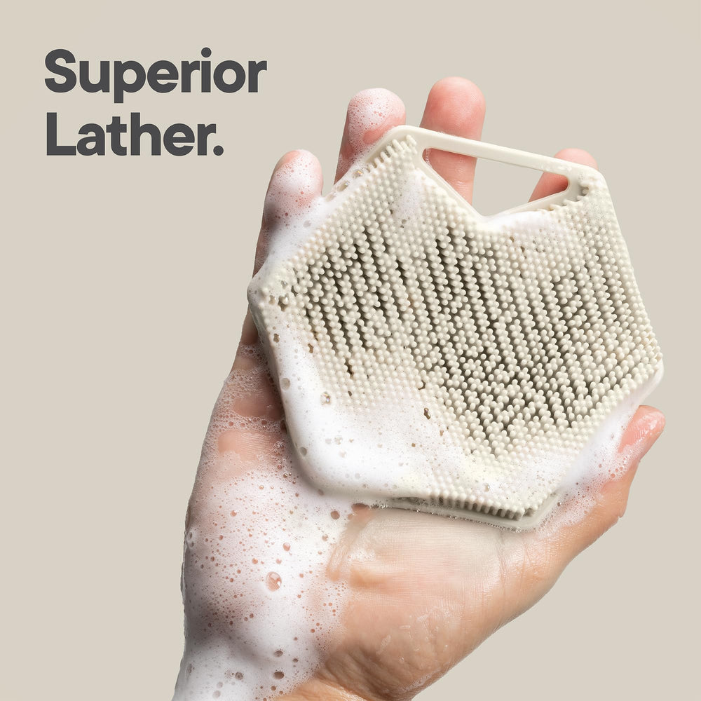 TOOLETRIES Body Scrubber 2.0 foam-lather creates rich foam for a spa-like wash.