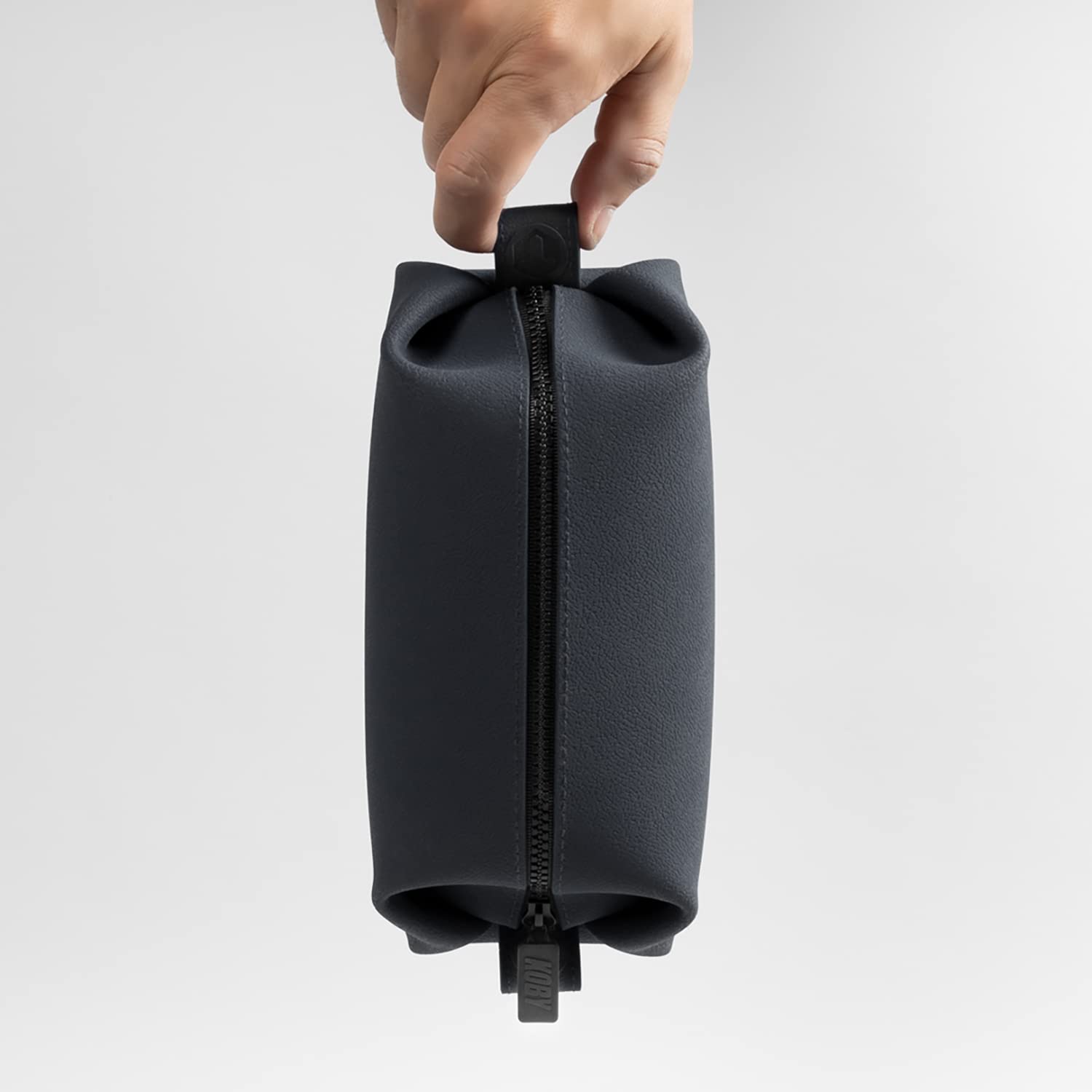 TOOLETRIES Koby Lite Dopp Kit gift-ready packaging idea for travelers