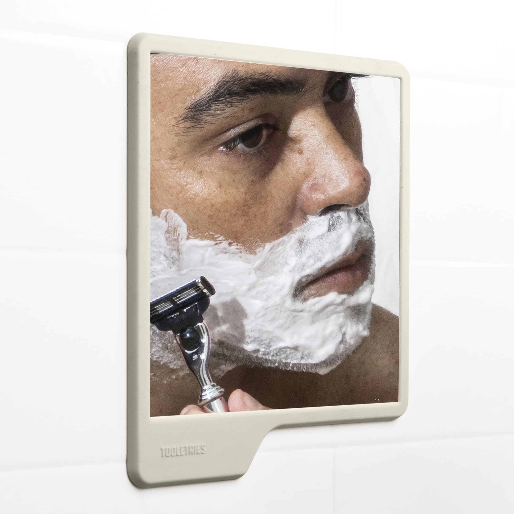 TOOLETRIES Oliver with silicone grip technology sticks securely to glass and tiles.