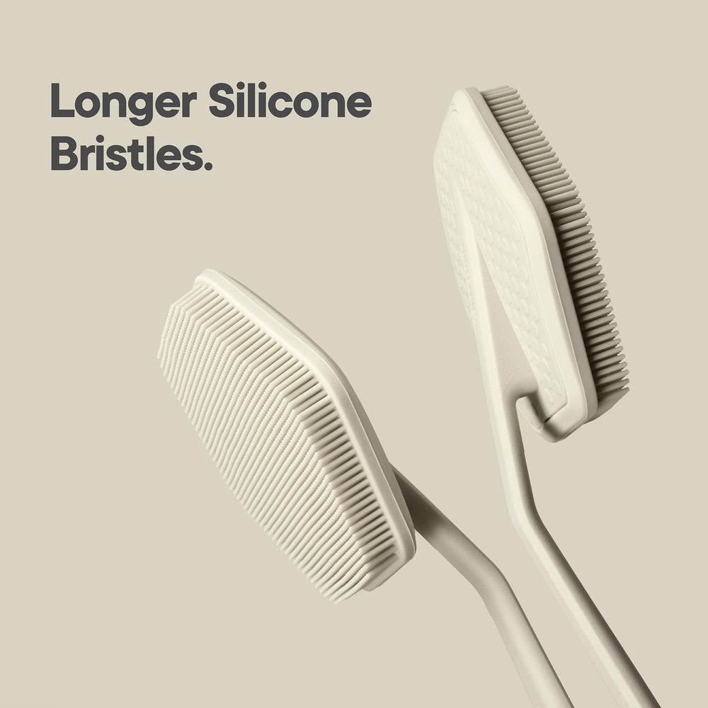 TOOLETRIES silicone bristles offer a gentle, deep-cleaning sensation during showers.