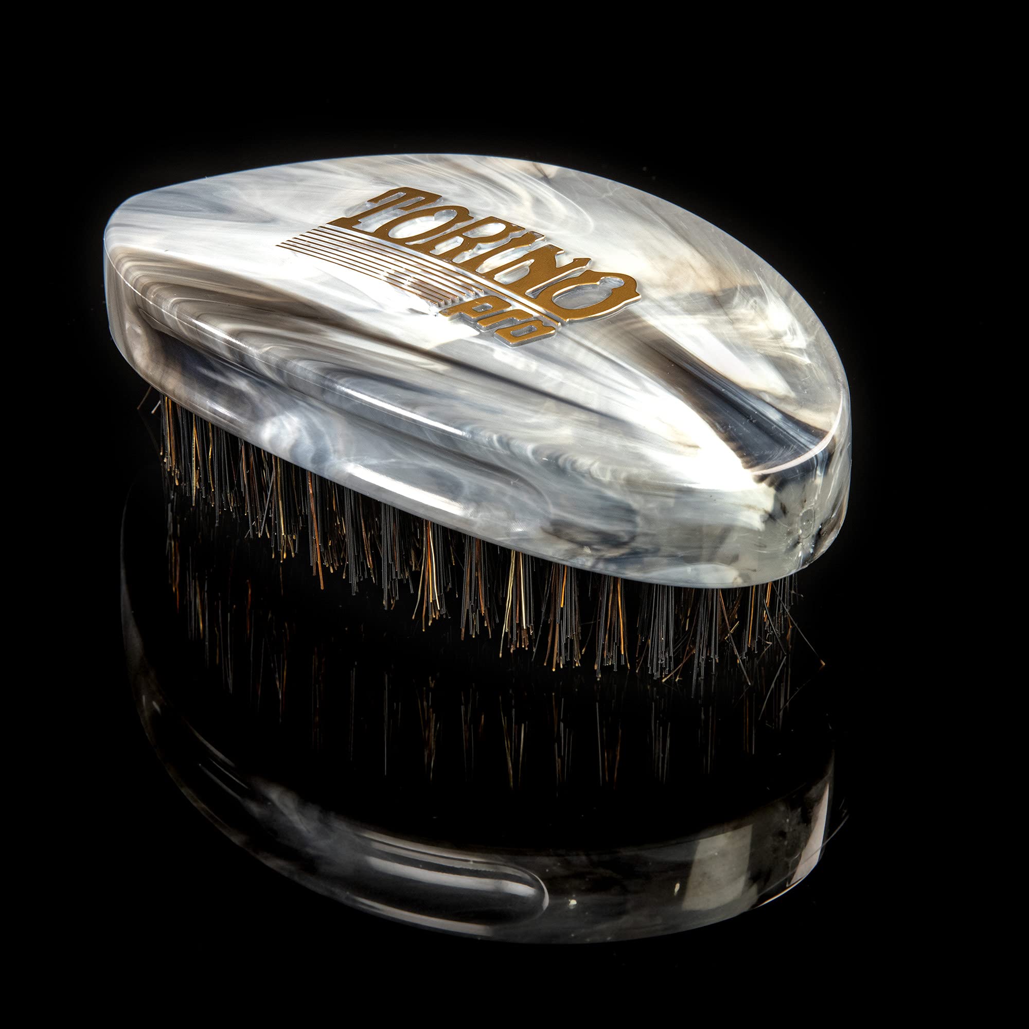 Torino Pro Curve brush packaging image highlights premium materials and careful design.