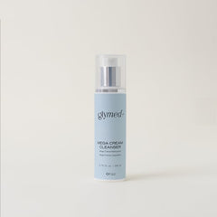 Toton Sary Glymed Plus Mega Cream Cleanser pump application for makeup removal