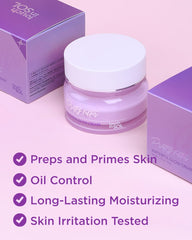 Touch in Sol gel cream being applied for quick absorption and fresh feel.