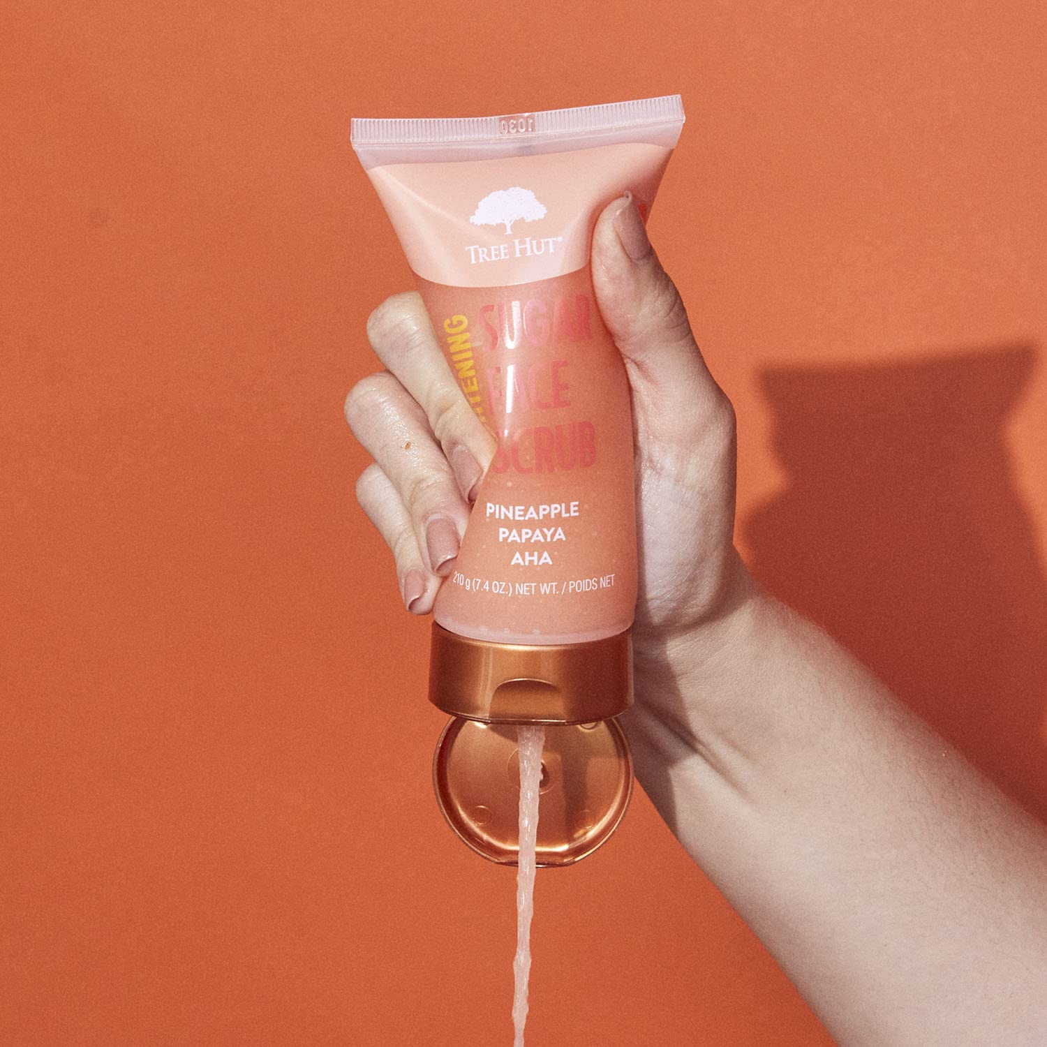 Tree Hut Pineapple & Papaya Face Scrub pineapple vitamin C for skin brightness.
