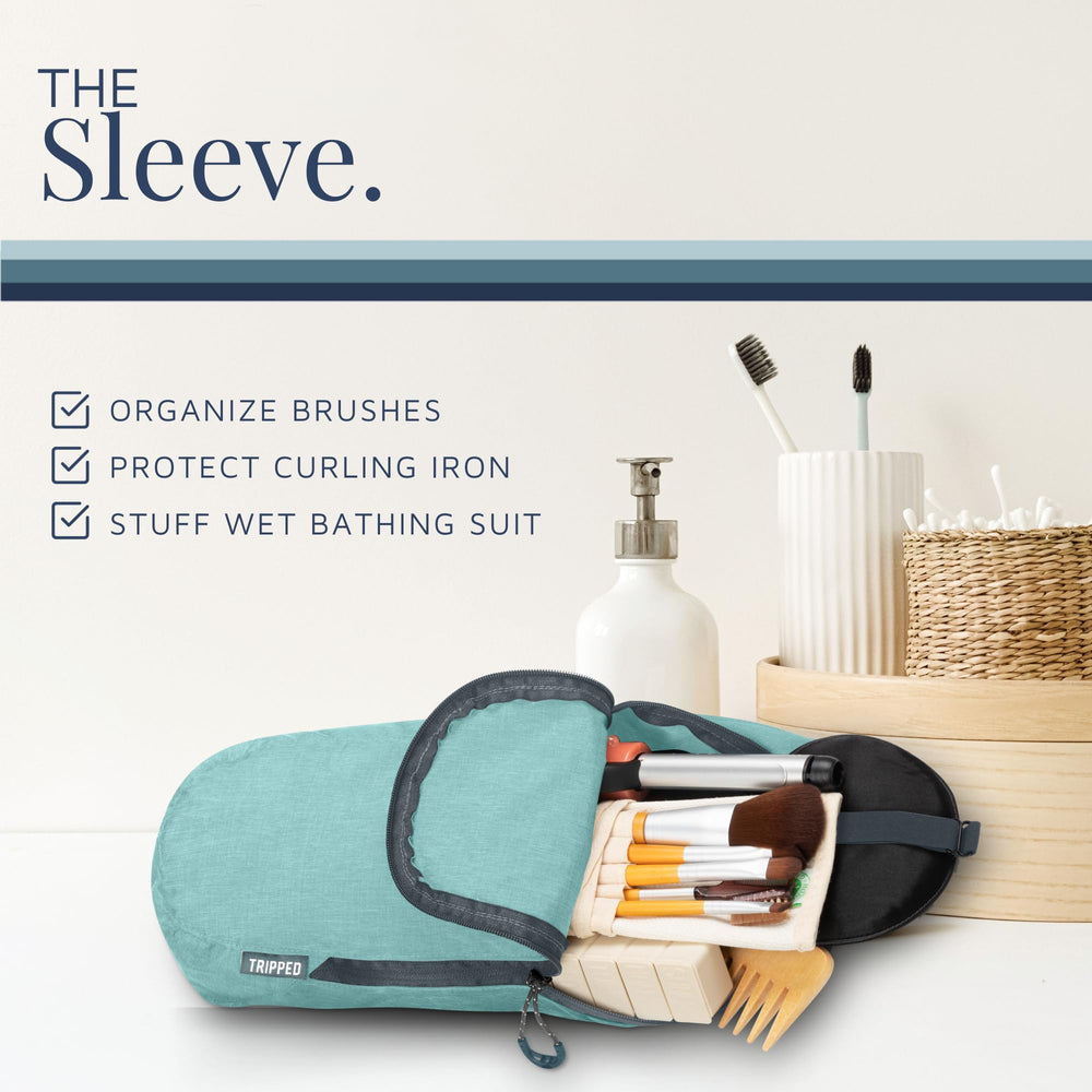 TRIPPED Mesh pockets expand to secure toiletries and small items