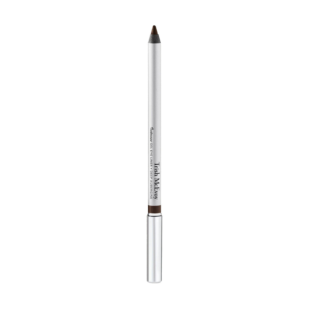Trish McEvoy Intense Gel Eye Liner Deep Aubergine tip-application demonstrates smooth glide for precise lash-line.