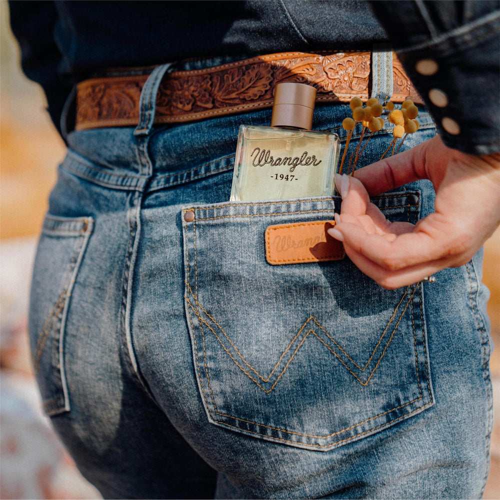 Wrangler 1947 denim theme packaging – heritage branding for denim lovers.