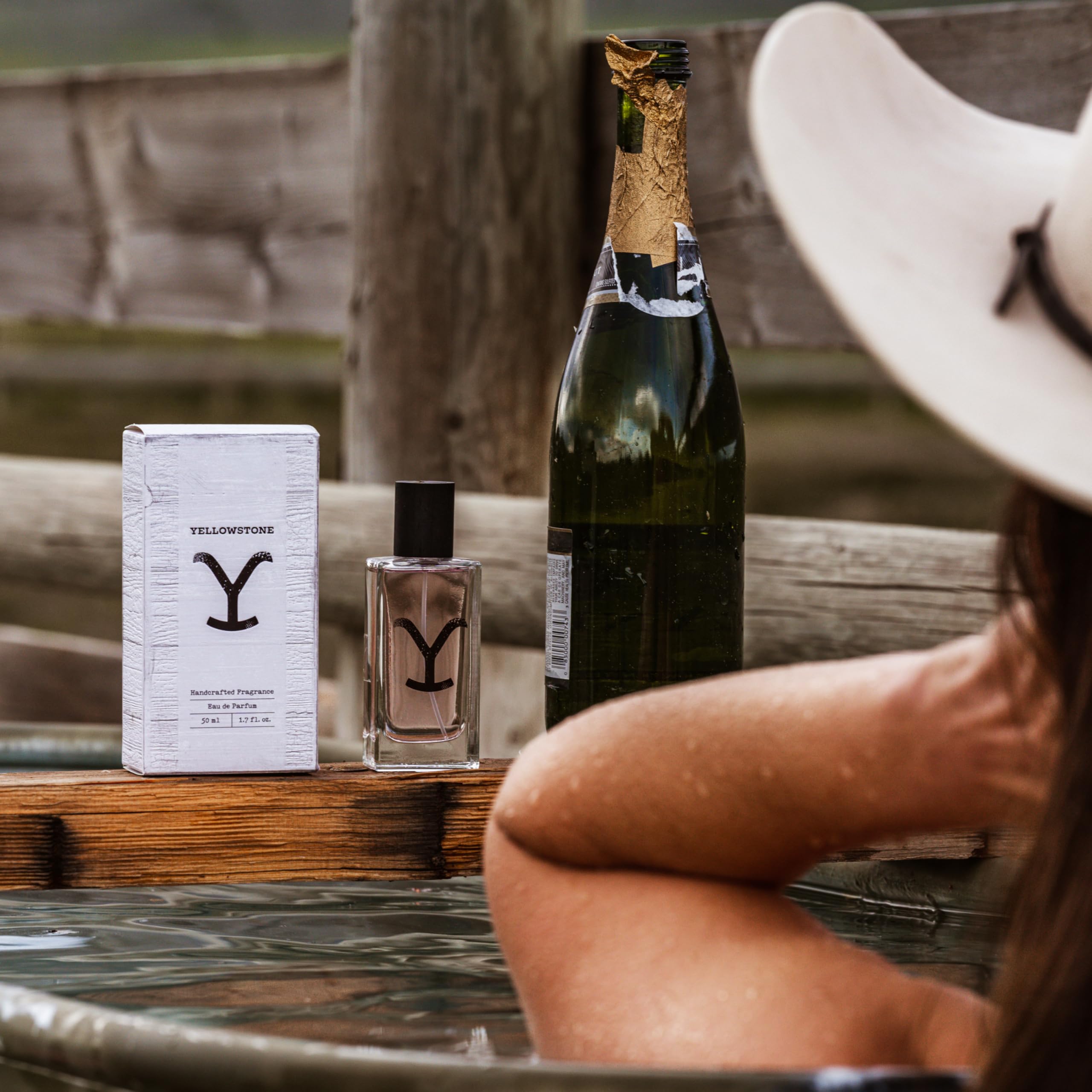 Tru Fragrance Beauty Yellowstone notes card explains wild huckleberry and cottonwood for a fresh feel