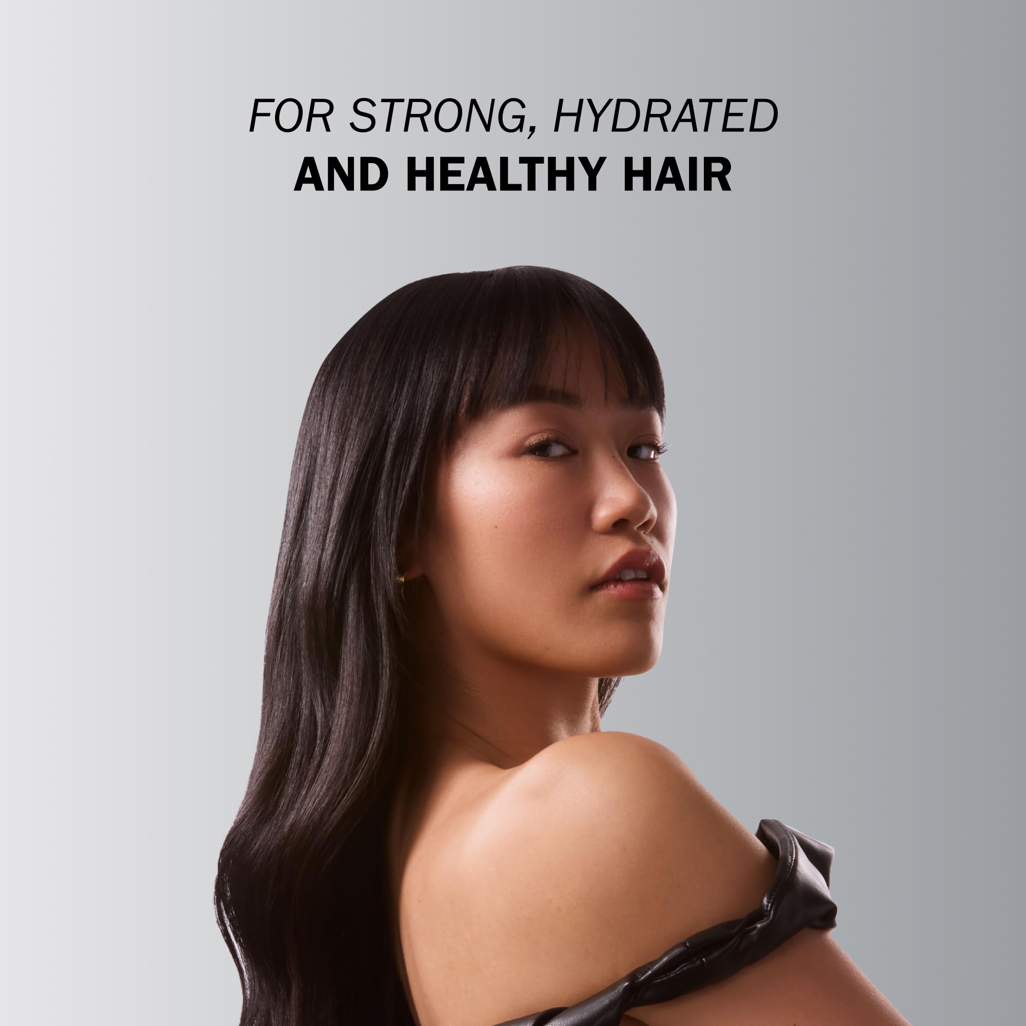 TRUSS Repairing Hair Serum application on damp hair supports detangling and softness.
