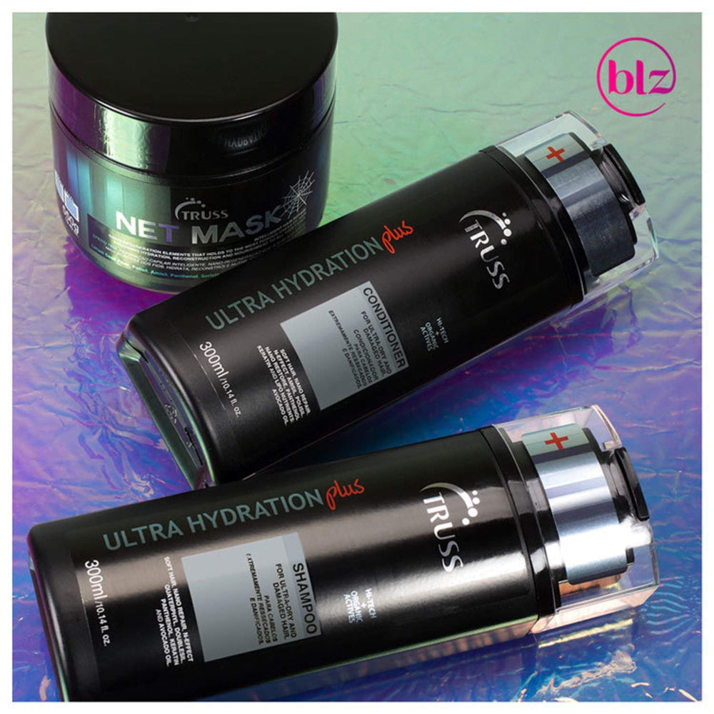 Hands applying TRUSS Ultra Hydration Plus to mid-lengths for detangling and shine.