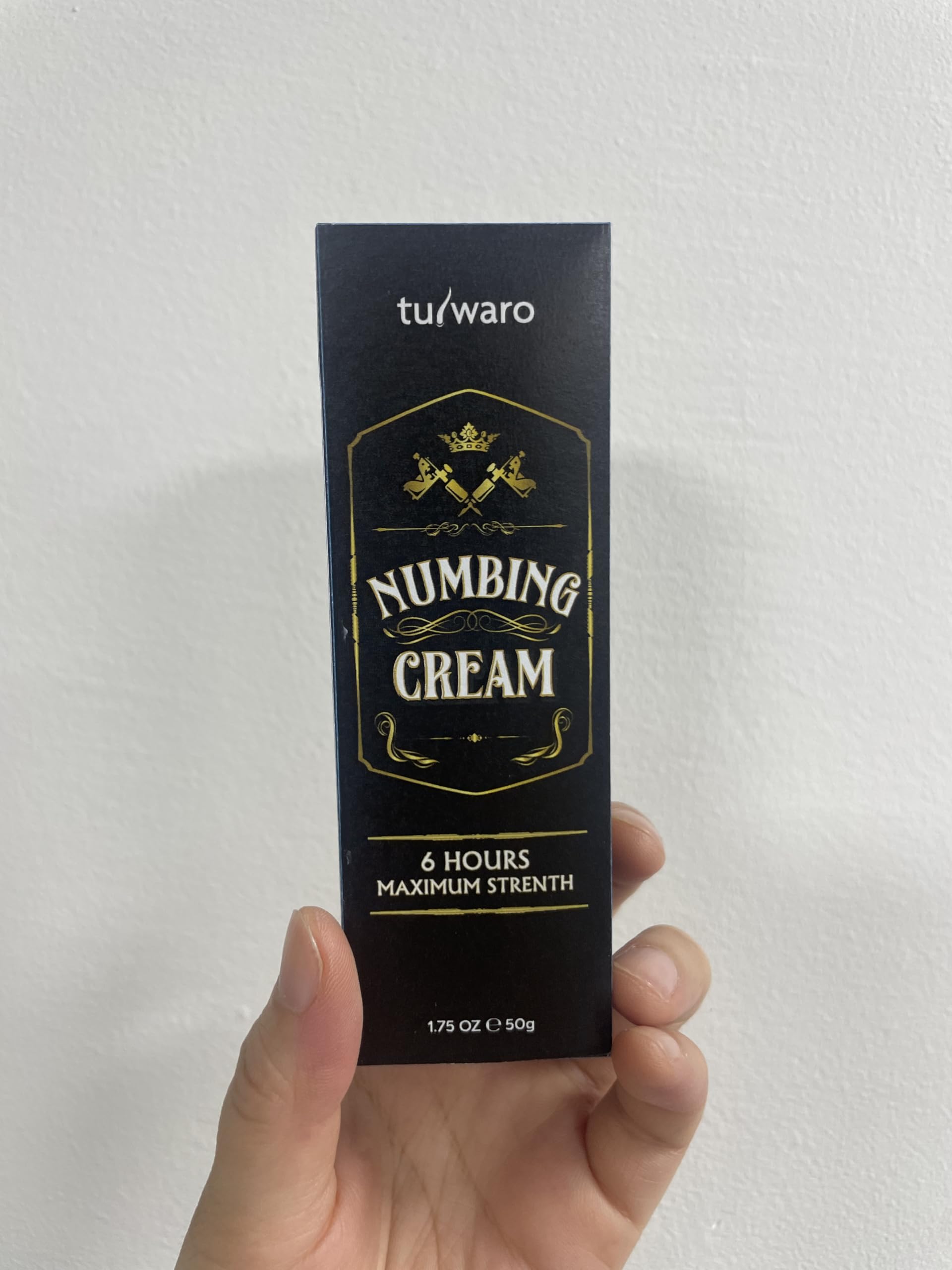 Tuiwaro non-greasy-residue-free texture for easy application.
