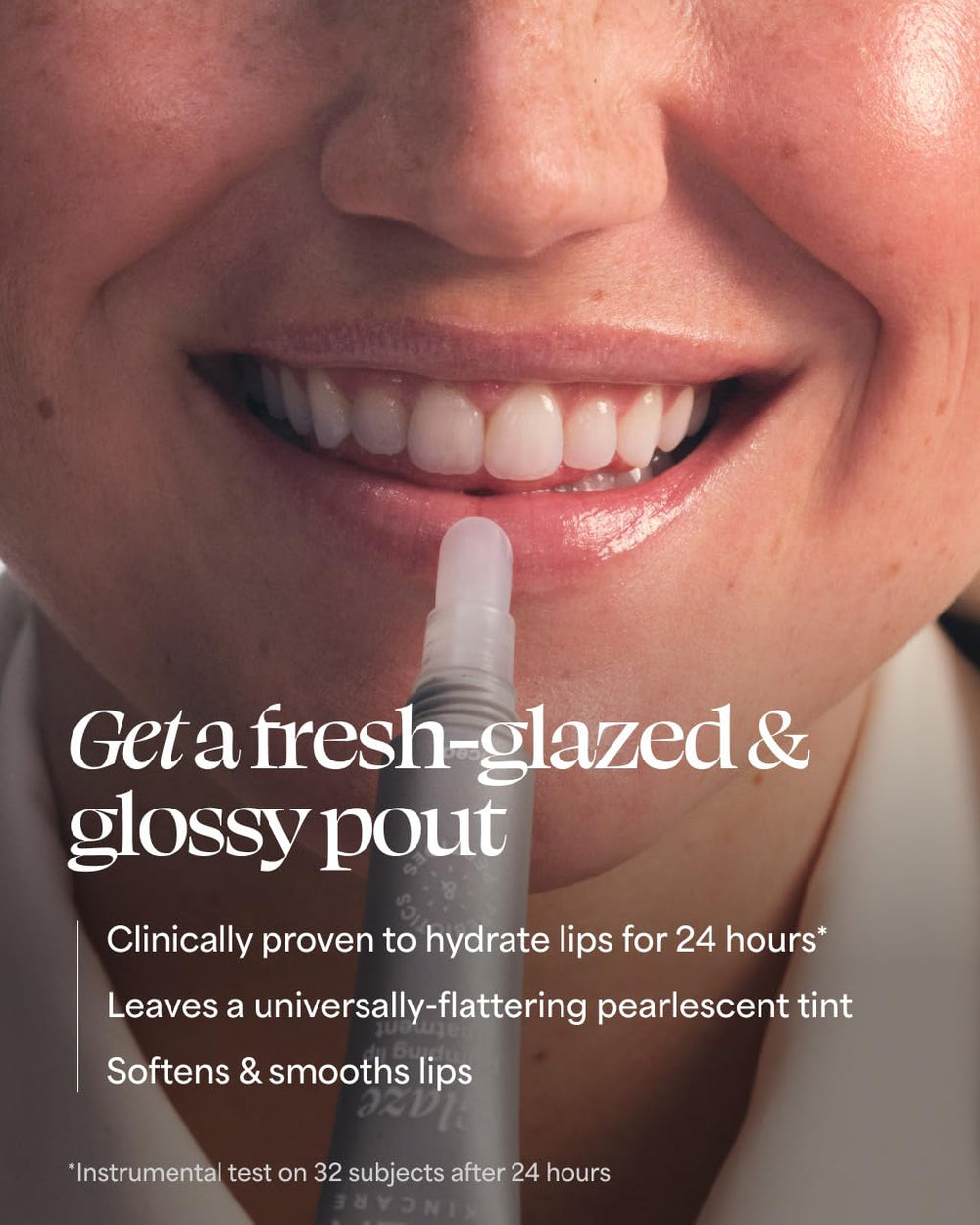 TULA Glaze with hyaluronic acid and peptides supports hydrated lips.