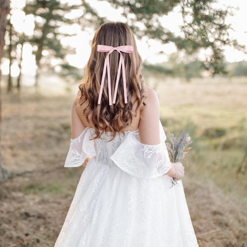 TULOBI alligator clip bow white provides secure hair grip