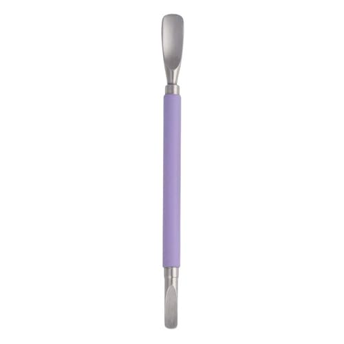 Tweezerman Dual Sided Pushy curved side for pushing back cuticles with smooth control.