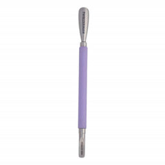 Tweezerman Dual Sided Pushy scoop end for precise cuticle shaping and gentle nail cleaning.
