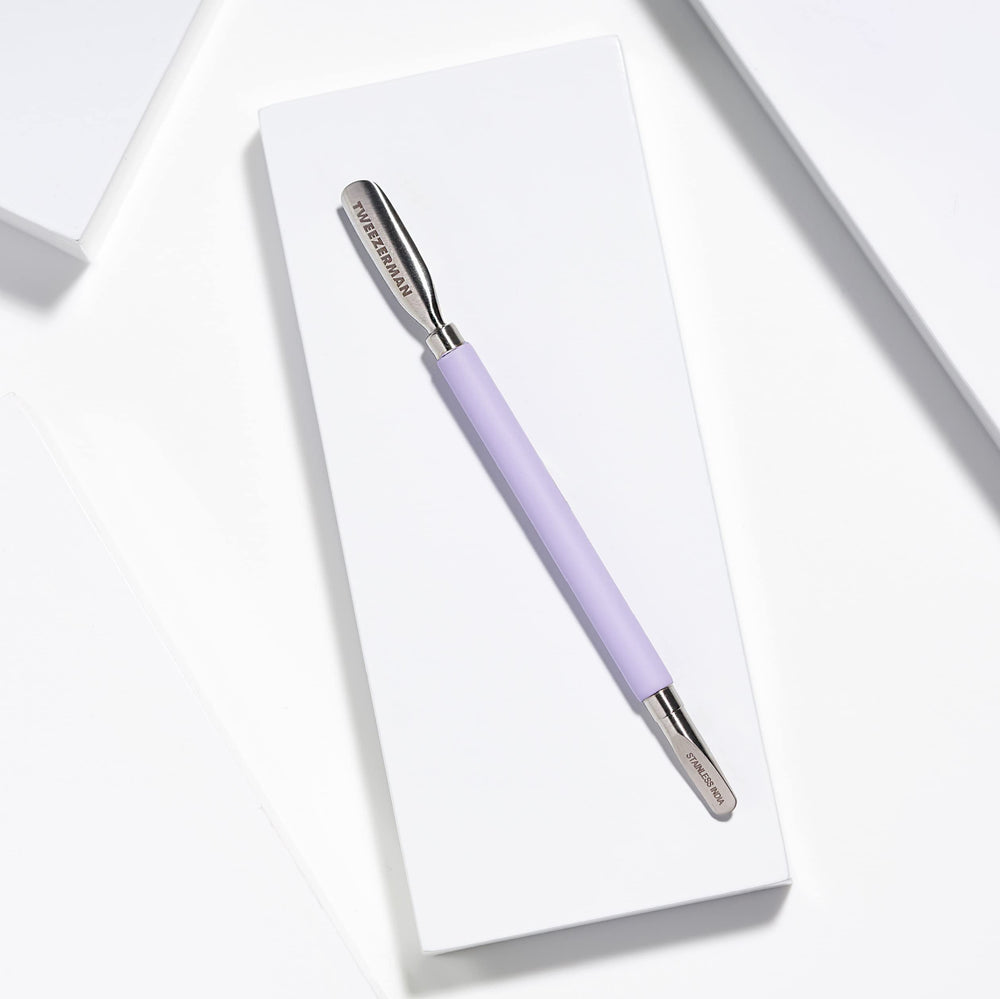 Tweezerman Dual Sided Pushy premium stainless steel for durable, long lasting use.