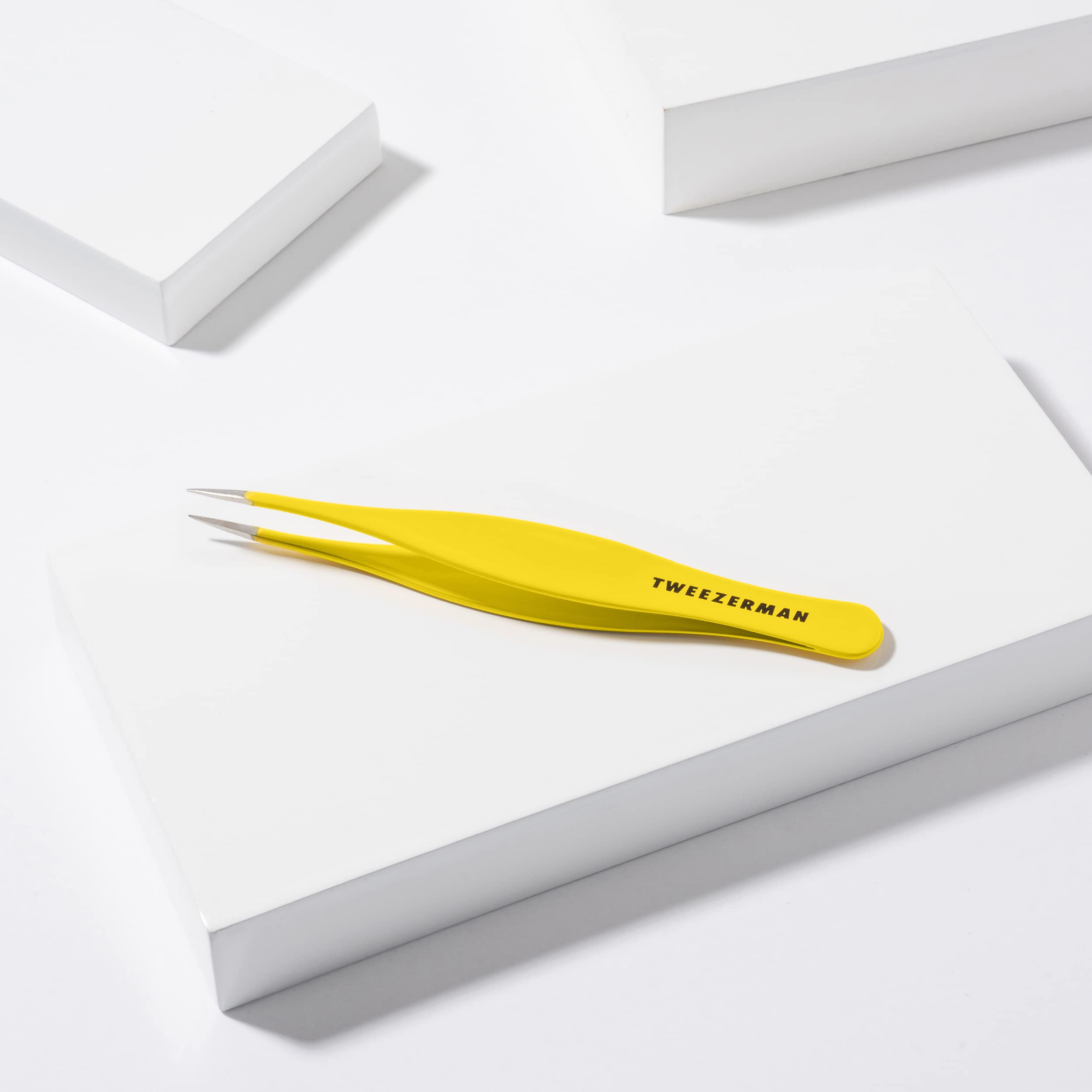 Tweezerman First Aid Splintertweeze precision tension for comfortable use.