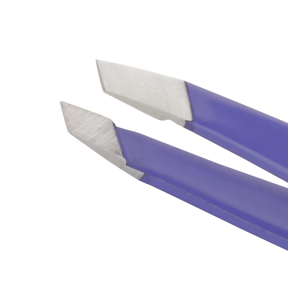 Tweezerman Mini Slant Travel Tweezers Blooming Lilac close-up tips for fine hairs.