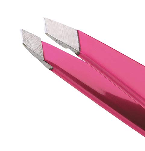 Tweezerman mini-slant-tweezer-brows-use demonstrates precise brow maintenance on the go.