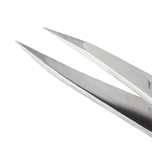 Tweezerman steel point tweezer silver tips detail highlighting aligned tips