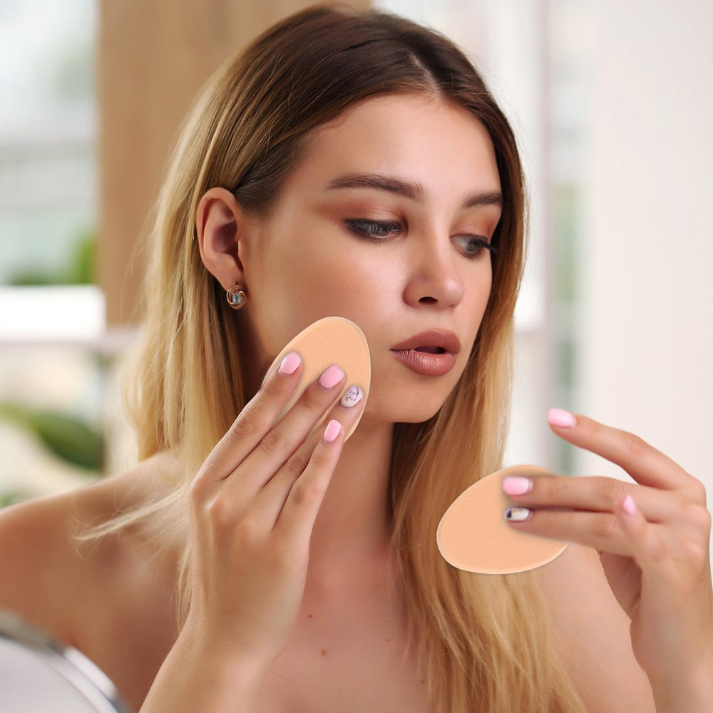 Tweruna soft sponge surface for a comfortable makeup experience.