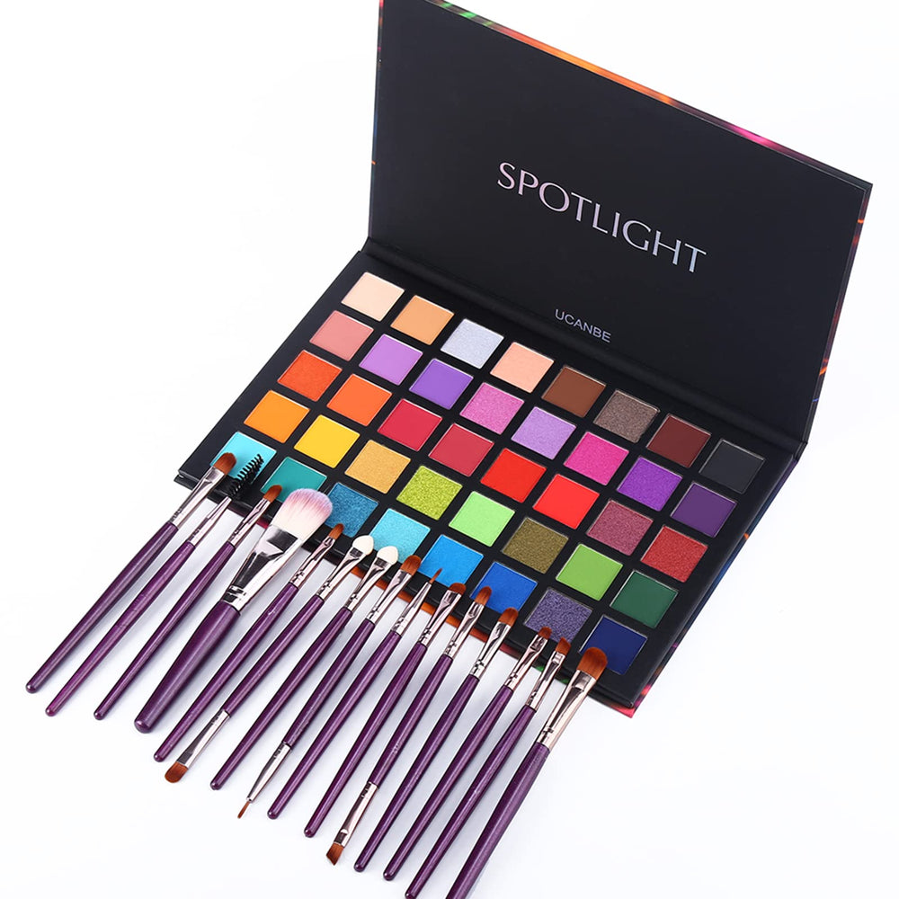 UCANBE Spotlight eyeshadow on eye demonstrates even application.