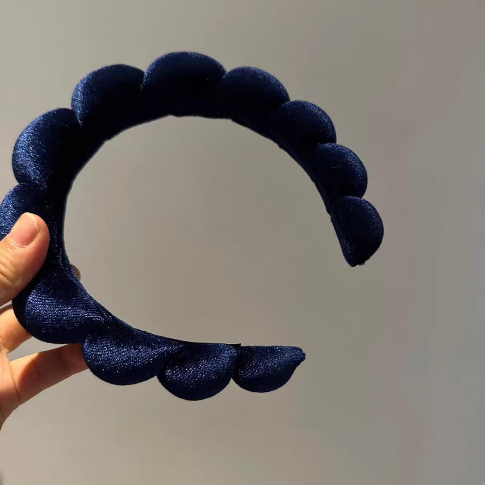 Uchyius navy blue wide headband worn during events for all-day wear