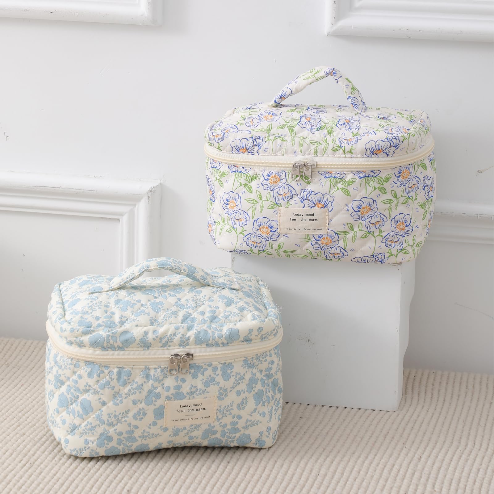 uekeboag makeup bag folded for compact travel and lightweight packing