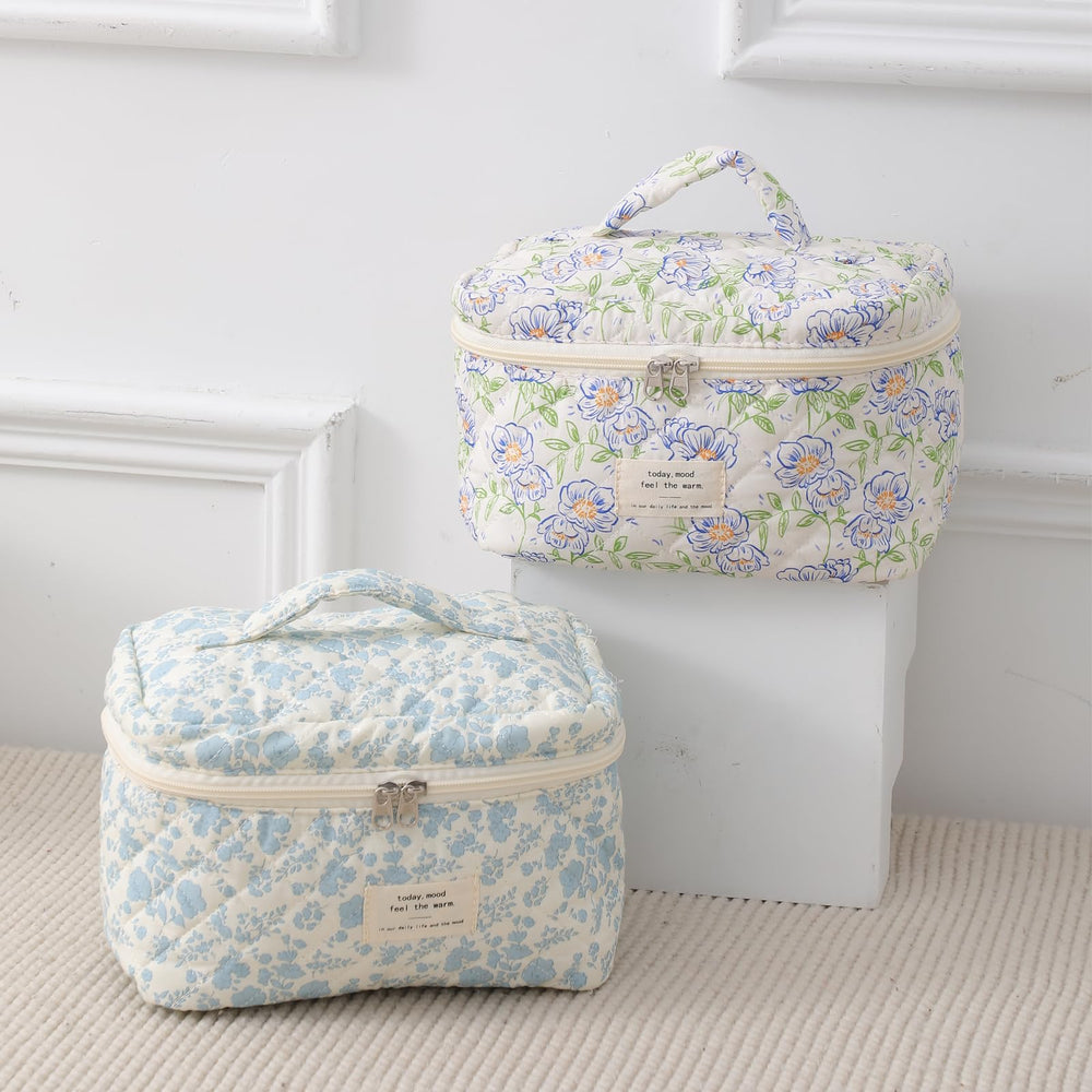 uekeboag makeup bag folded for compact travel and lightweight packing