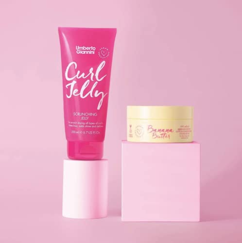 Umberto Giannini Curl Jelly on wet waves showing defined curls.