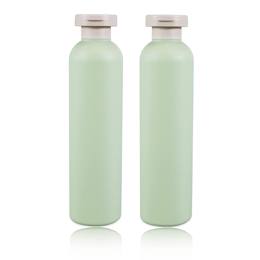 UMETASS 8.8oz squeeze bottle with flip cap for mess-free travel and precise dispensing