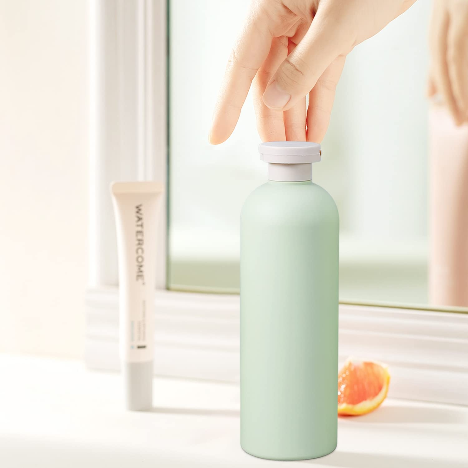 UMETASS compact bottles fit into backpacks and small spaces