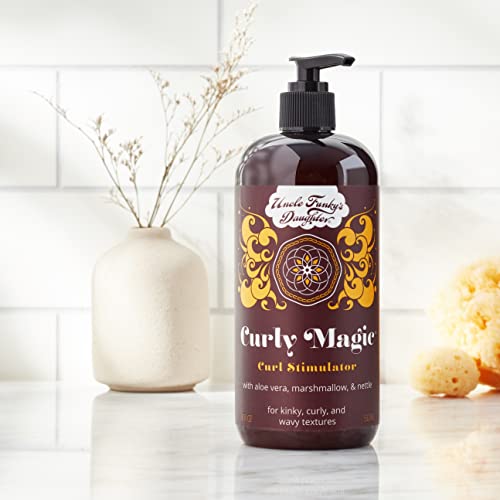 Uncle Funky's Daughter Curly Magic Stimulator application scene shows elongation of curls.