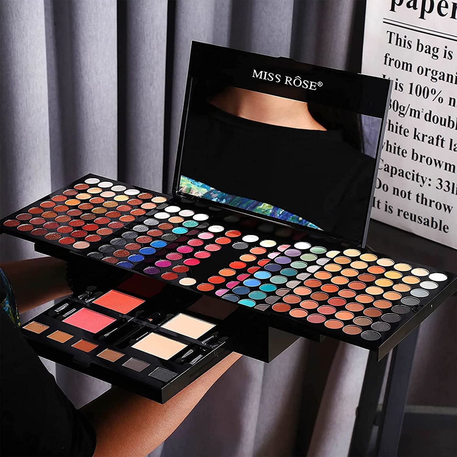 UNIFULL travel makeup kit with big mirror enables on-the-go touch-ups