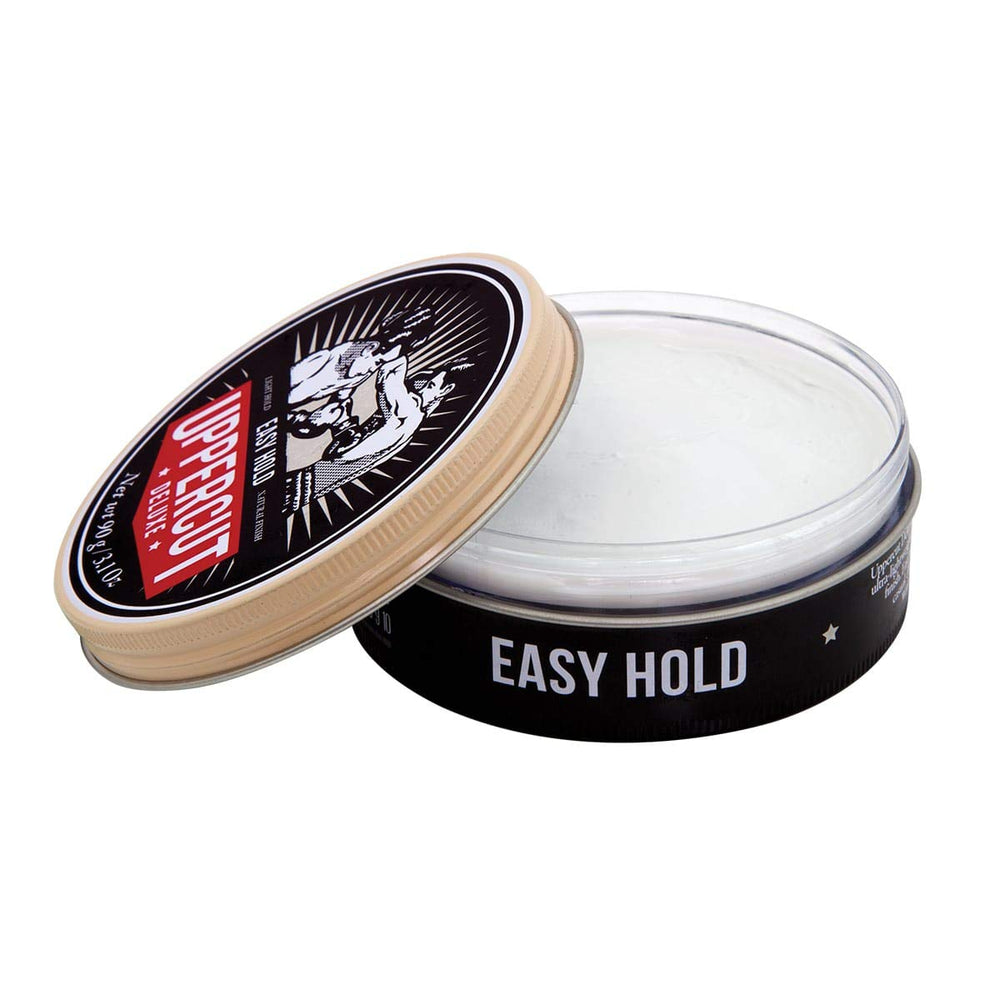 UPPERCUT DELUXE Easy Hold aerated formulation implies easy glide and balanced moisture.