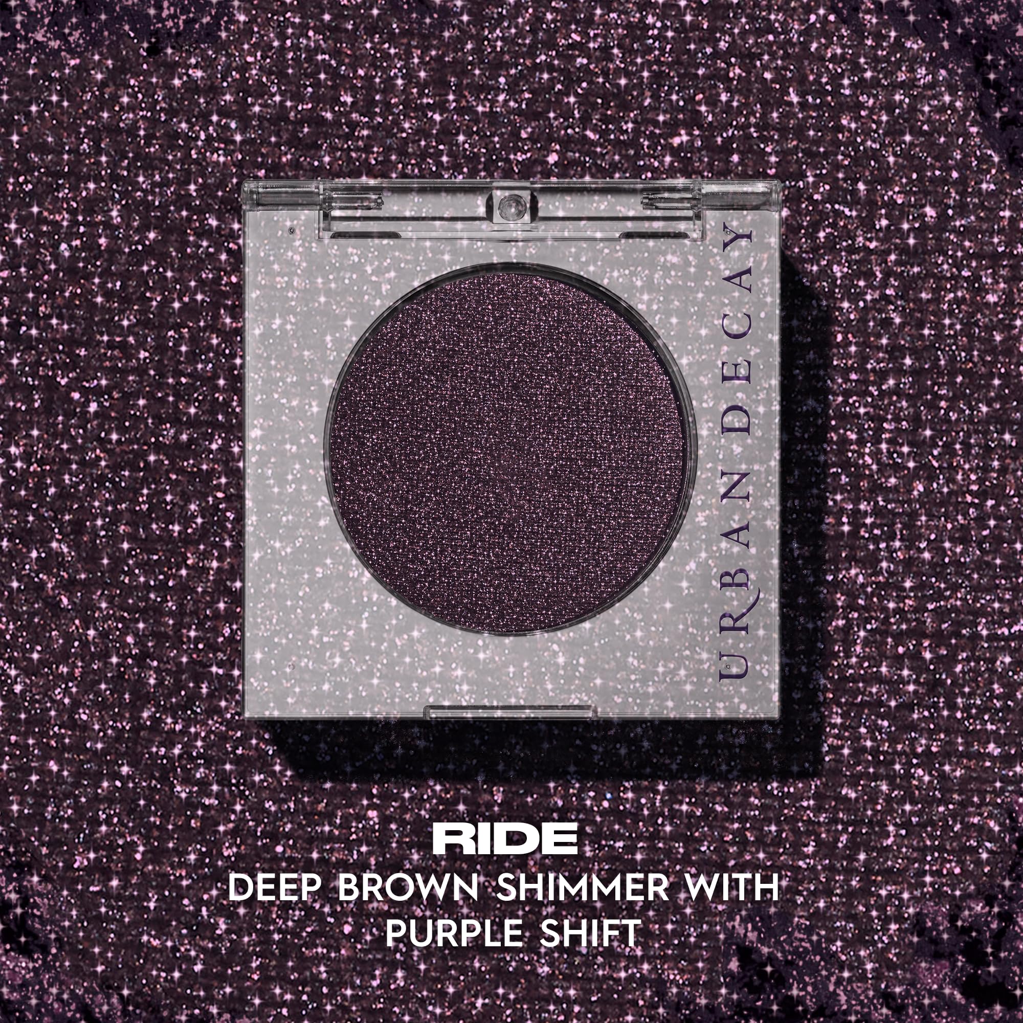 Urban Decay 24/7 Eyeshadow Ride finger application demonstrates maximum payoff.
