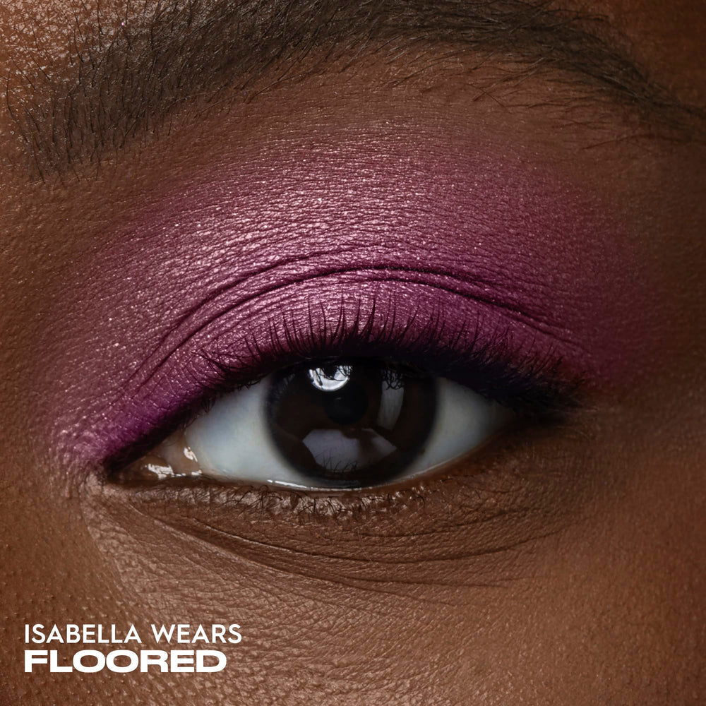 URBAN DECAY 24/7 Floored deep-pink swatch showing long-wear shimmer